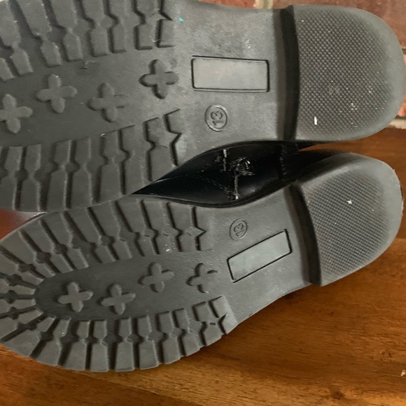 Tucker + Tate Tall Boots with side zipper closure - Picture 5 of 6